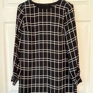 Banana Republic Black and White Grid Long Sleeve Dress